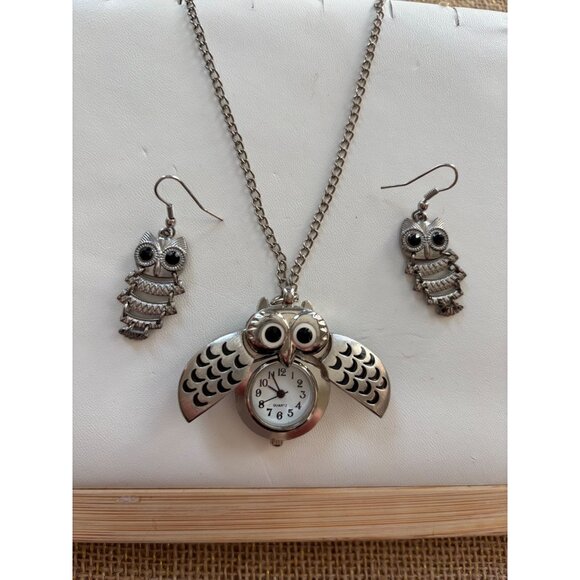 Owl Pendant Necklace & Earrings Set With Hidden Watch - Picture 1 of 9